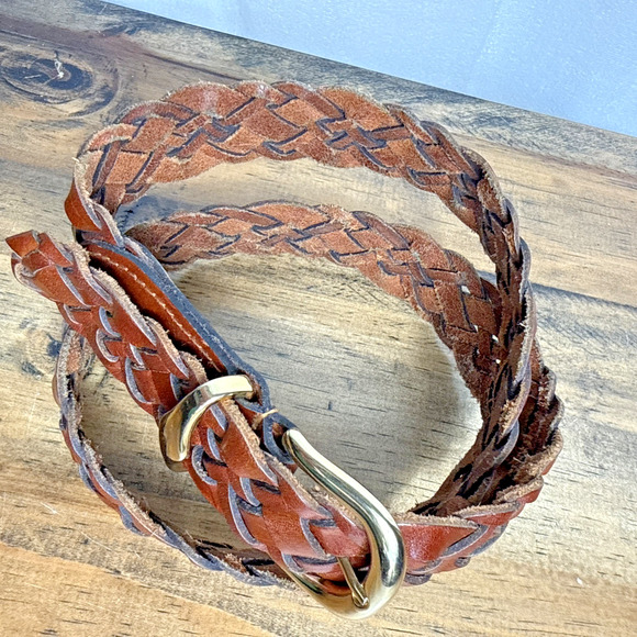 Women’s Brown Braided Leather Belt Fossil Size M Shiny Gold Toned Buckle EUC Y2K main image 4